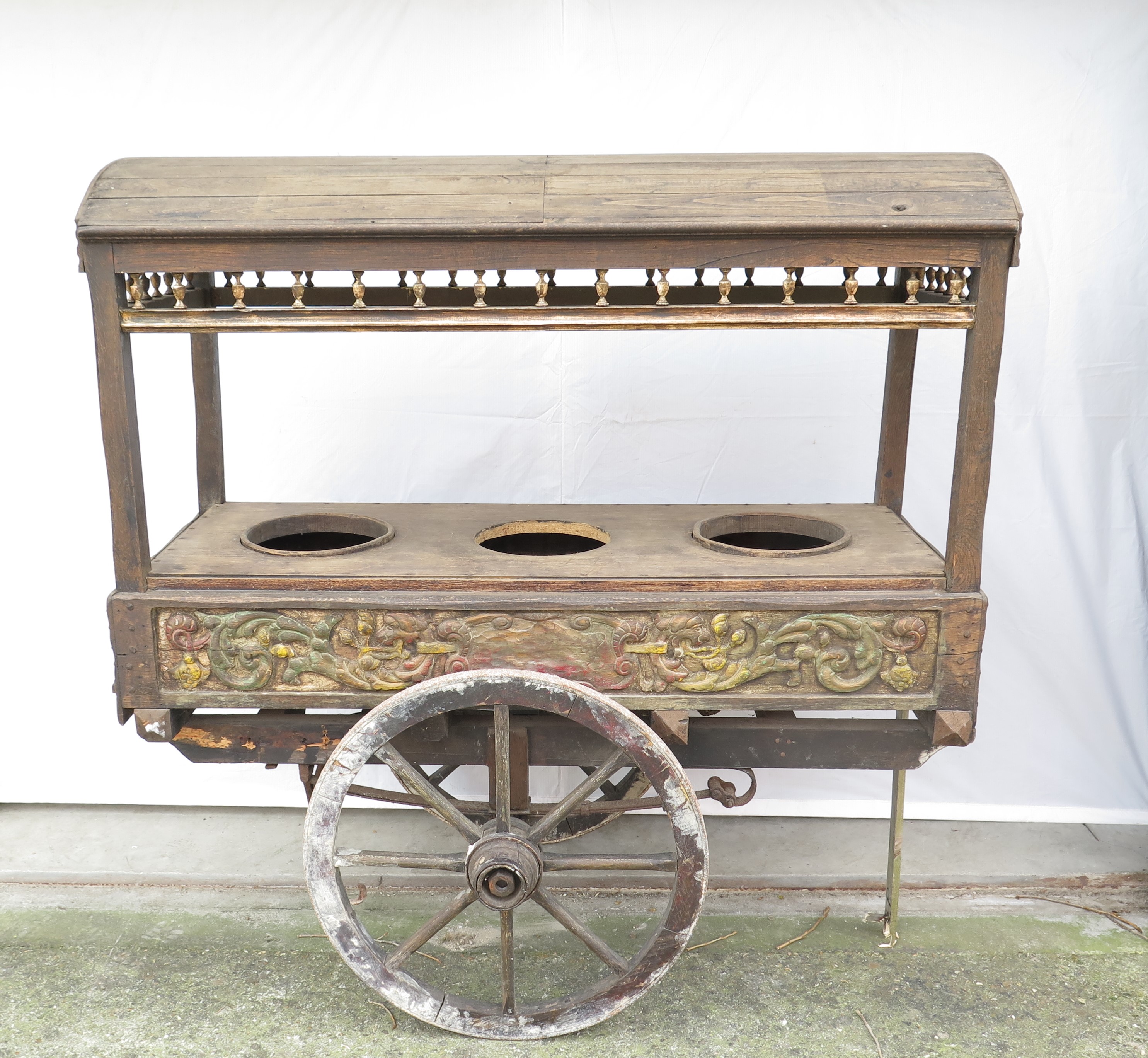 ICE ICE BABY: Houten ijskar